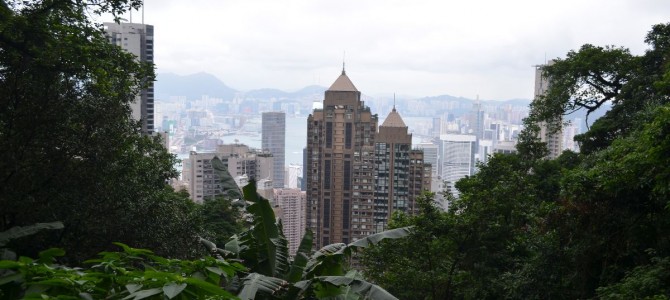 High-tech-shopping und Urwaldwanderung